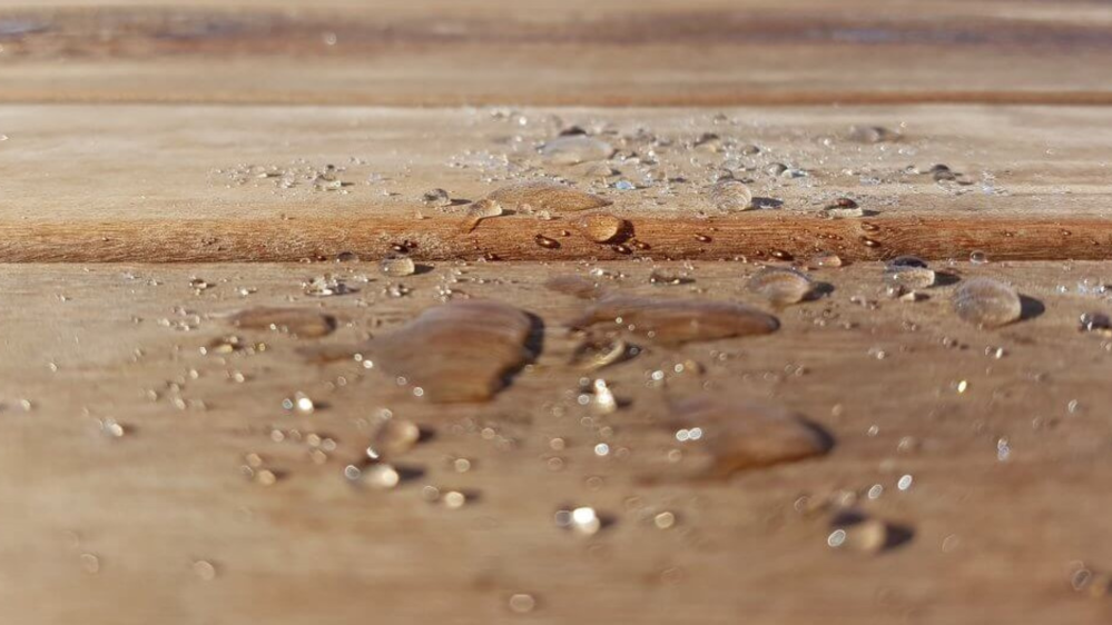 Super hydrophobic wood